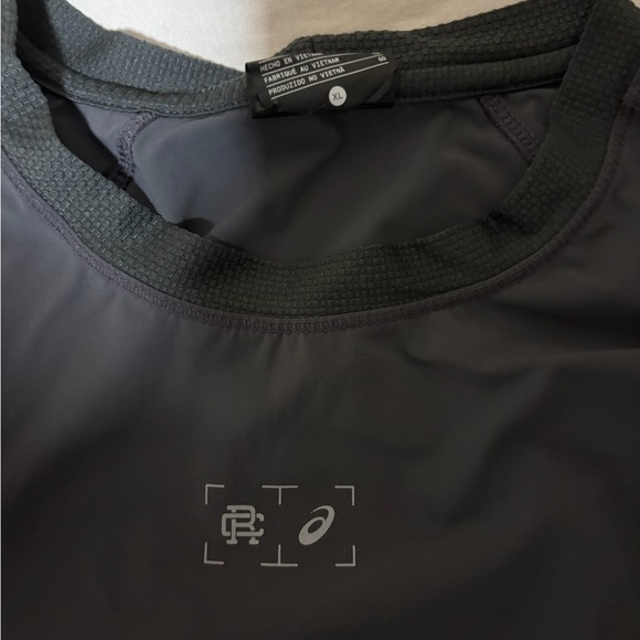 Reigning Champ Dark Gray Performance Shirt - Picture 4 of 5